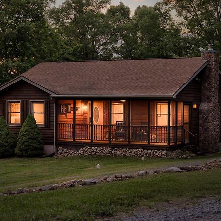 Shenandoah Dog Friendly Cabin With River Access, Hot Tub, Fire Pit, Bbq, Outdoor Dining شيناندواه المظهر الخارجي الصورة